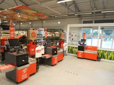 Команда VVN доставила оборудование и выполнила монтажные работы в новом магазине сети магазинов «ТОП» в Сигулде.18